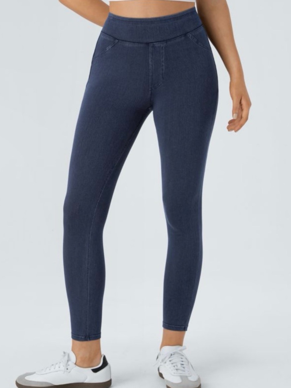 NWT HALARA Dark Navy High-Waist Jeggings 7/8 length large